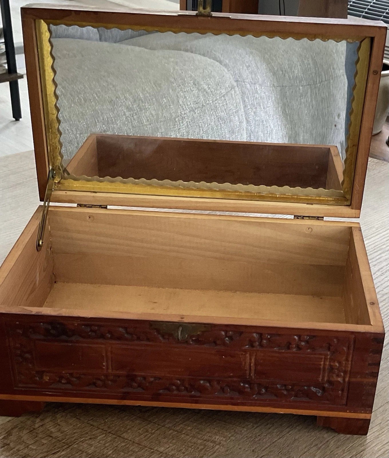 Vintage Cedar Jewelry Chest W/ A Mirror 10.3/4" x 6" X 5" Beautiful | eBay